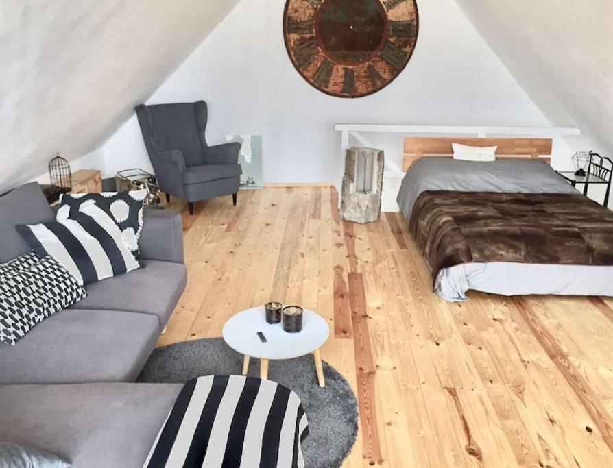 City-loft With Rooftop Terrace - 19 Persons Apartment