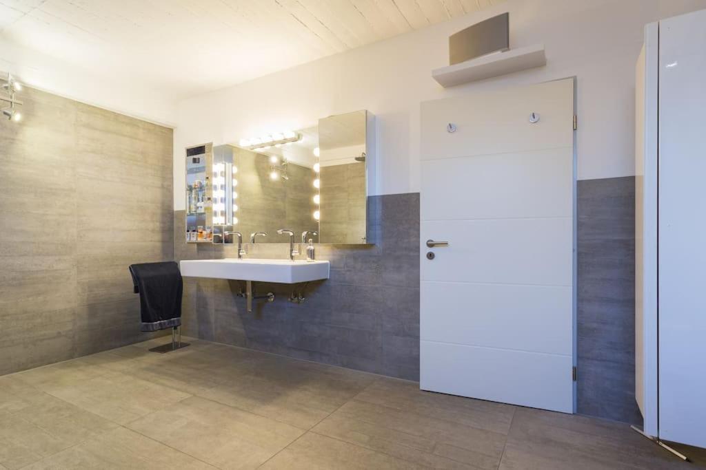 Apartment City-loft With Rooftop Terrace - 19 Persons *